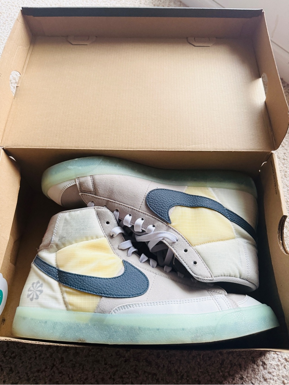 Nike Blazer Mid “77 in Size 8.5
